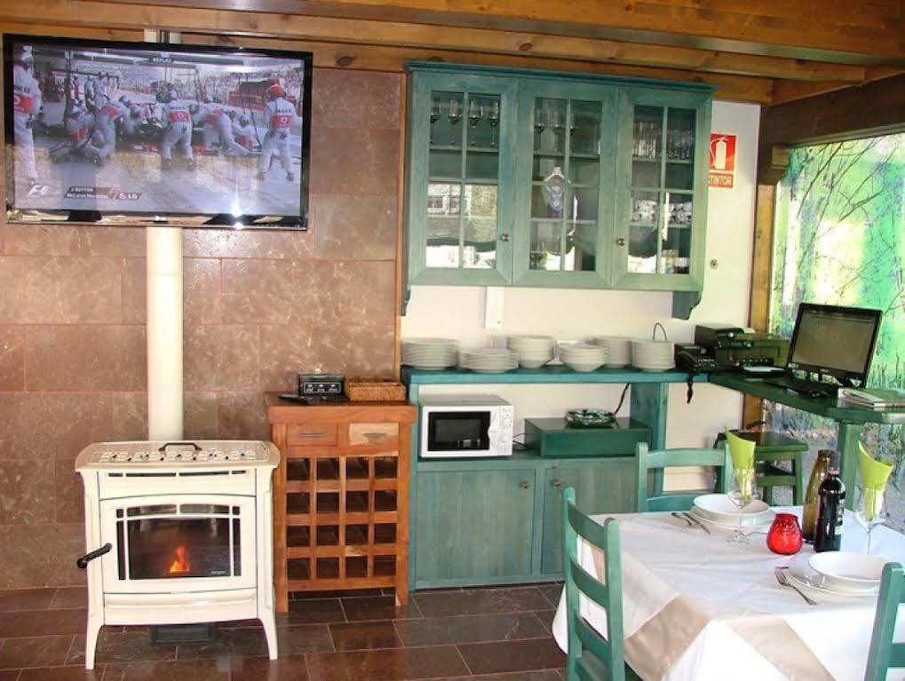 Hotel La Cuna Del Sella โอเซคา เด ซาคัมเบร ภายนอก รูปภาพ